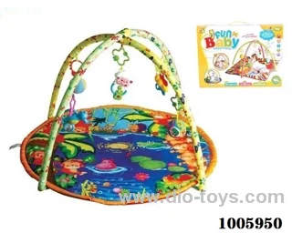 Baby playmat in Hand box
