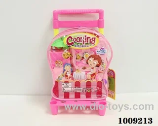 kitchen set in Hand bag
