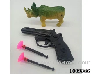 gun with animal in opp bag