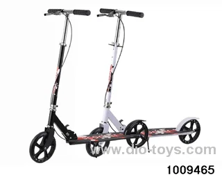 Large wheel and wide plate scooter with handbrake in Carton