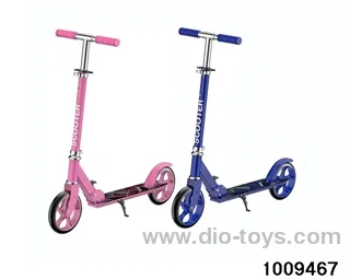 Large wheel scooter in Carton
