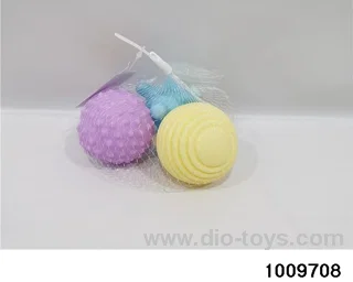 3 SETS OF PLASTIC BALLS FOR PLAYING ON THE BEACH IN NET BAG