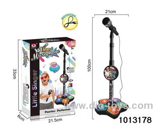 BOY MICROPHONE WITH 5 LIGHT IN COLOR BOX(BLACK)