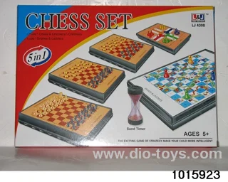 4 in 1 Chess (large) in color box