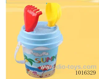 beach toys in  Net bag