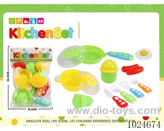 kitchen set in PVC bag with header
