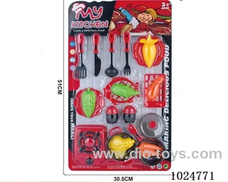 kitchen set in blister card