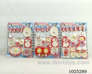 kitchen set in blister card
