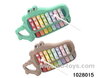 Crocodile knocking piano in color box