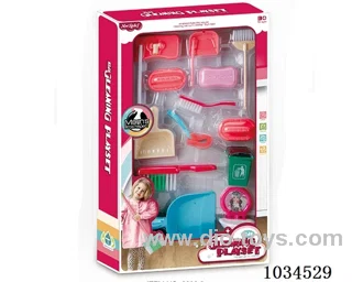 Cleaning tool in color box