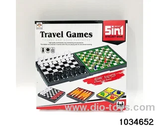 chess in color box