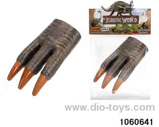 claws of dinosaurs in BAG