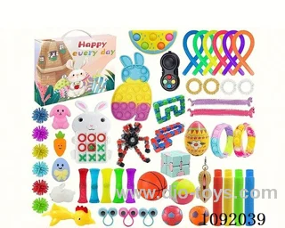 Unpack the Easter clutch
