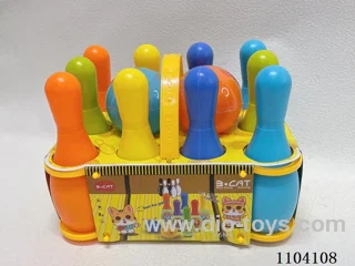 Portable bowling set