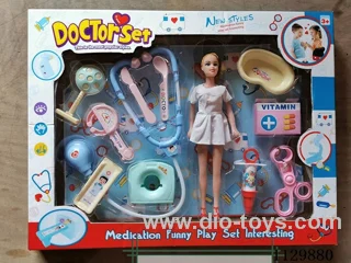 (GCC) Light projection medical kit with Barbie