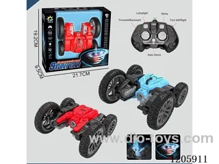 2.4G rc stunt car with light/spray included battery
