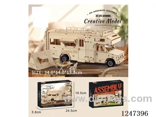 DIY Wooden Patchwork Caravan