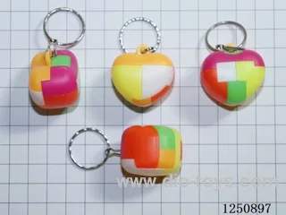 Keyring Heart-Shaped Rubik's Cube