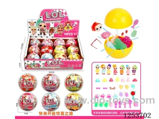 Surprise ball + doll