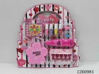 Cosmetic Set
