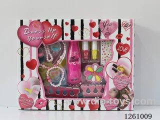 Cosmetic Set