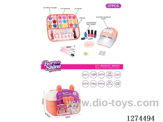Makeup Set + Light-Up Electric Dryer (Requires 2 AA batteries, not included) (37 pieces)