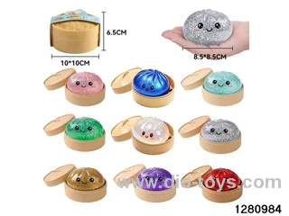 8.5cm squeeze dumpling toys in paper card
