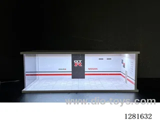 1:64 Model Car Garage Scene (Assembly Kit)