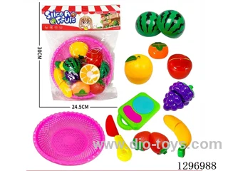 Fruit cutting set