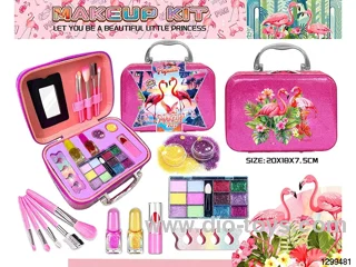 DIY Flamingo Cosmetic Bag & Nail Art Set