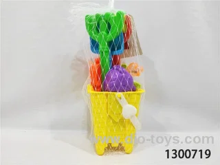 Beach Bucket Set with mini water gun