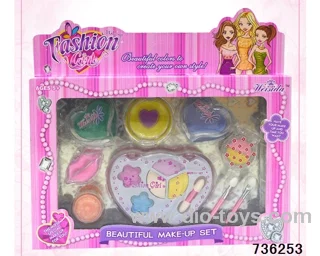 cosmetics in window box 4 sets mixed loading