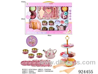 TEA SET IN WINDOW BOX