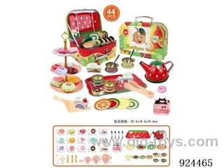 TEA SET IN GIFT BOX