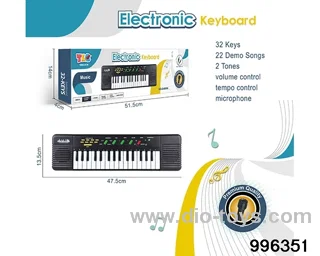 32-button multi-function electronic organ with microphone in color box