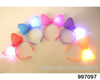 Plastic flash bow buckle in opp bag