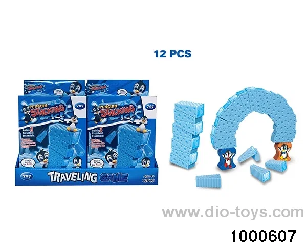 Penguins fold ice in display box