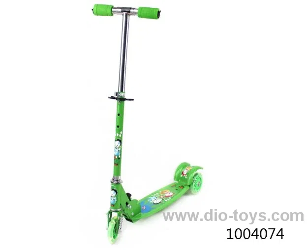 Baby Scooter/100mm PVC flash 3 wheel/3 colors