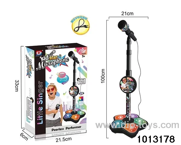 BOY MICROPHONE WITH 5 LIGHT IN COLOR BOX(BLACK)