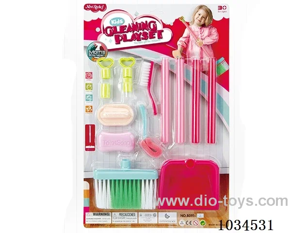 Cleaning tool in blister card