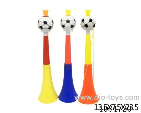 The football retracts two horns