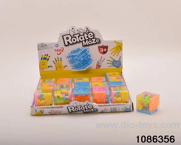 3D maze in display box