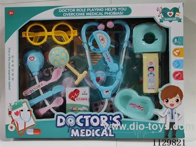 Medical kit with light