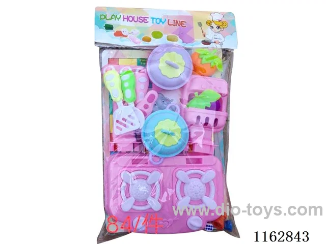 Checkers kitchenware set