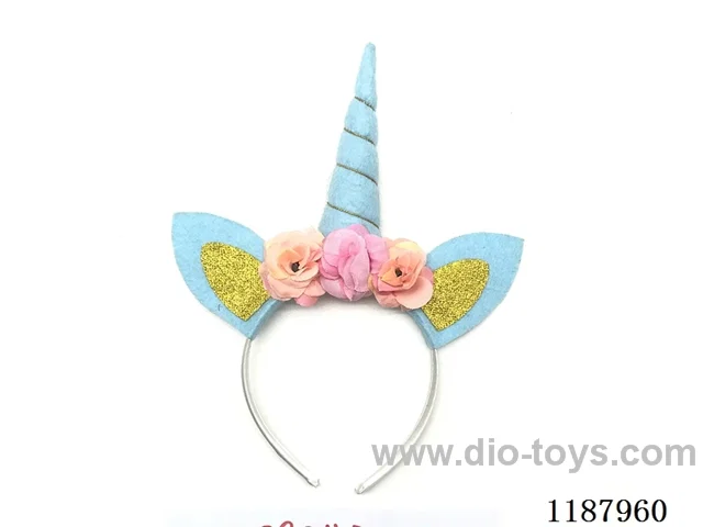 Unicorn headdress with three flowers
