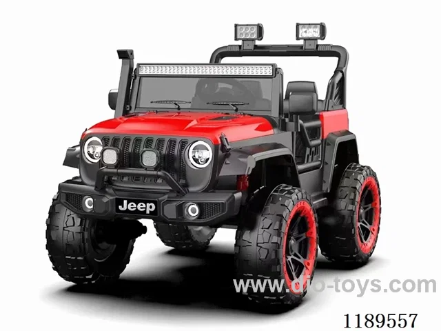 Dual-drive remote control off-road vehicle