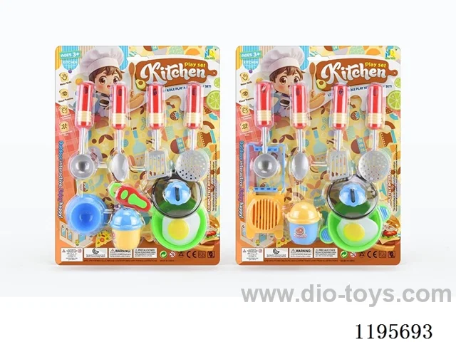 Two kinds of tableware mixed