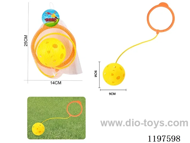 Bouncing Balls + Pucks