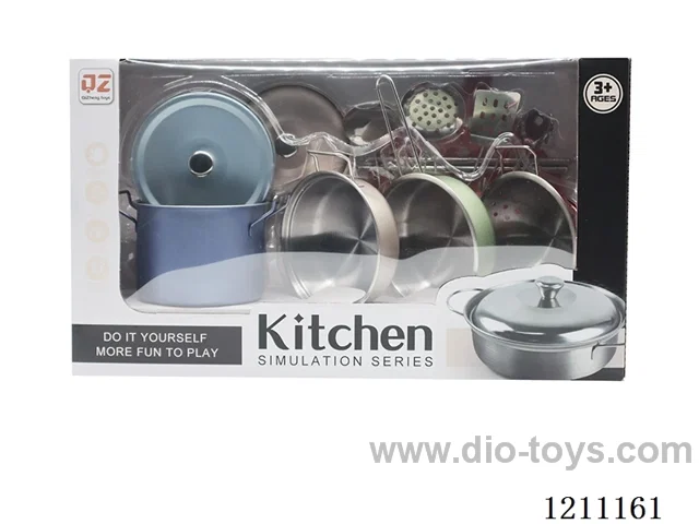 Colored stainless steel flatware with cloth