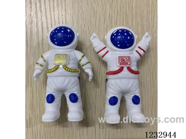 Pull Back Astronaut